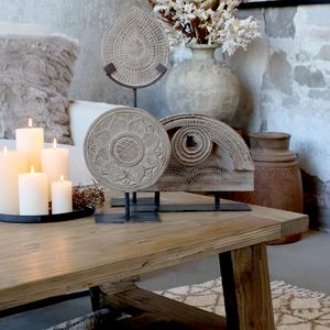 Hovedbilde Dekor p&aring; fot. H25/L33/B7,5 cm natur