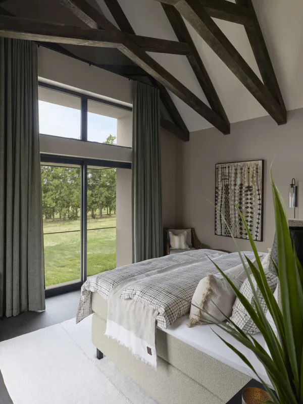Halvor Bakke Chateau Roubine sengesett Beige