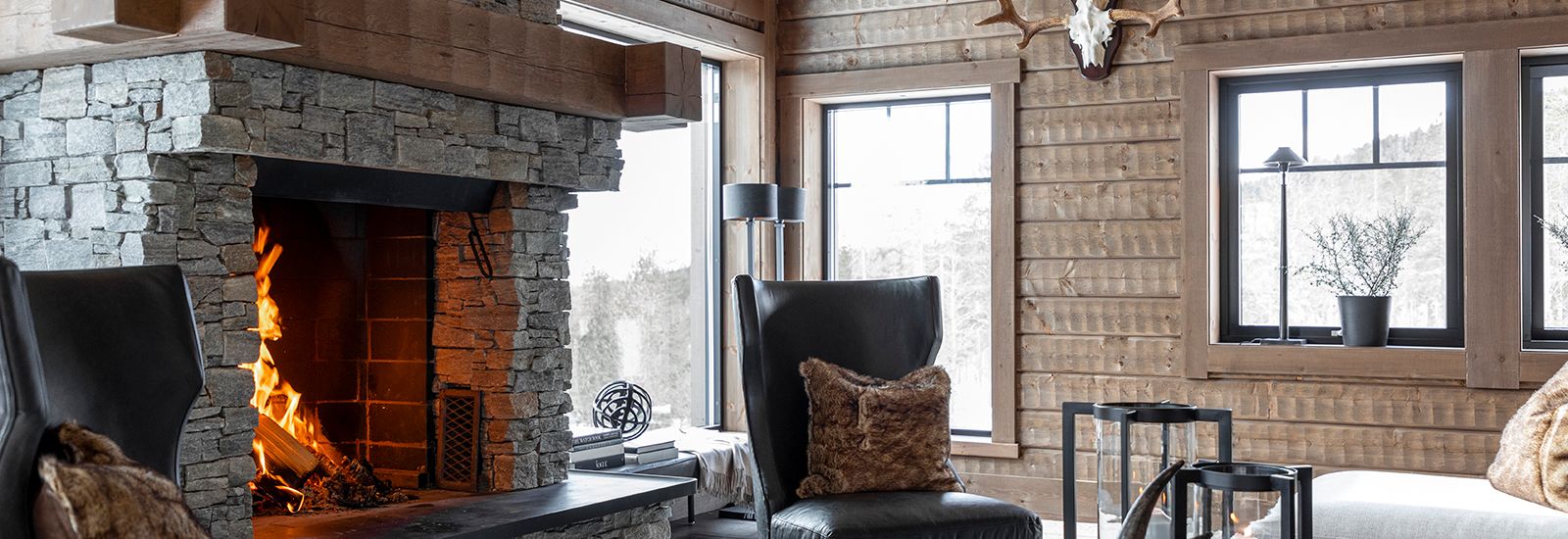 ´fjellhytte, hytta på fjellet, fjellhytteinteriør, hytte i skogen, skogshytta, fjellhytta, interiør til hytta på fjellet