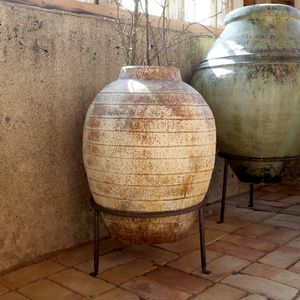 Hovedbilde Krukke av jern p&aring; stativ H76/&Oslash;50 cm antique creme